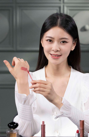 品牌美妆